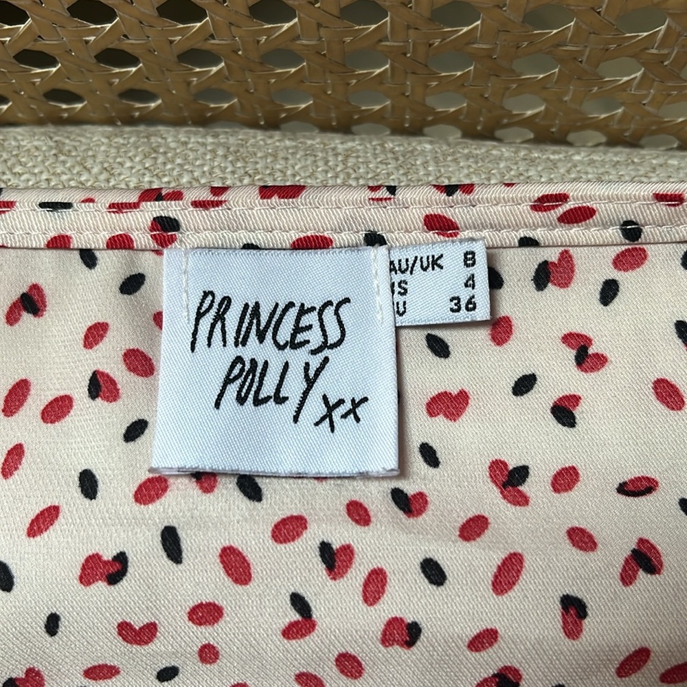 Princess Polly top. Size 4 $8 - Picture 2 of 8
